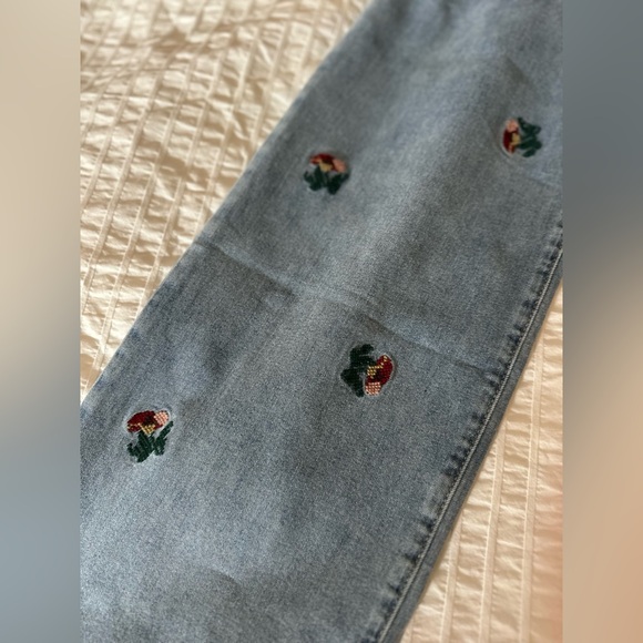 Floral Embroidered Denim Size Small - Picture 8 of 11